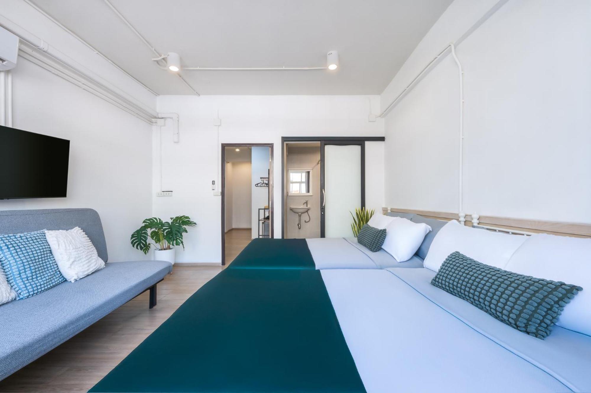 Platinum Deluxe Shopping Apartments 曼谷 外观 照片